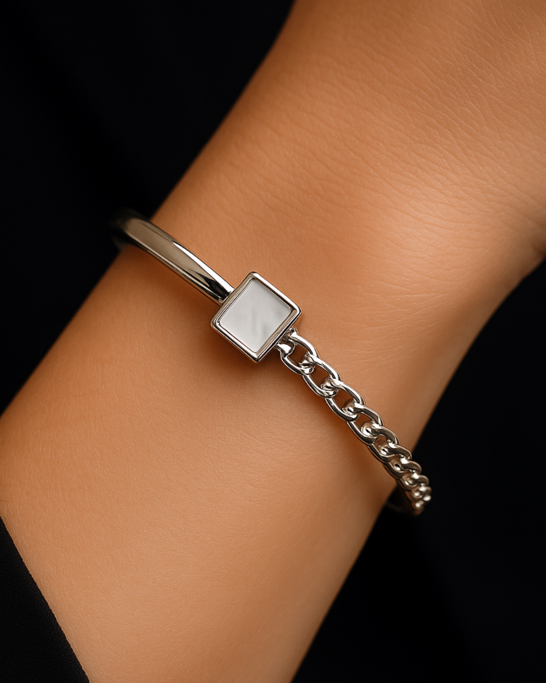 Chic Silver & Mother of Pearl Link Kada