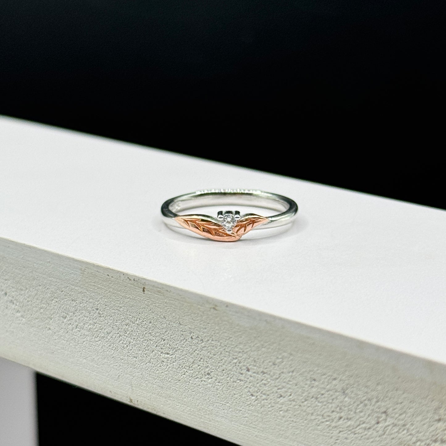 Leaflet Charm Ring
