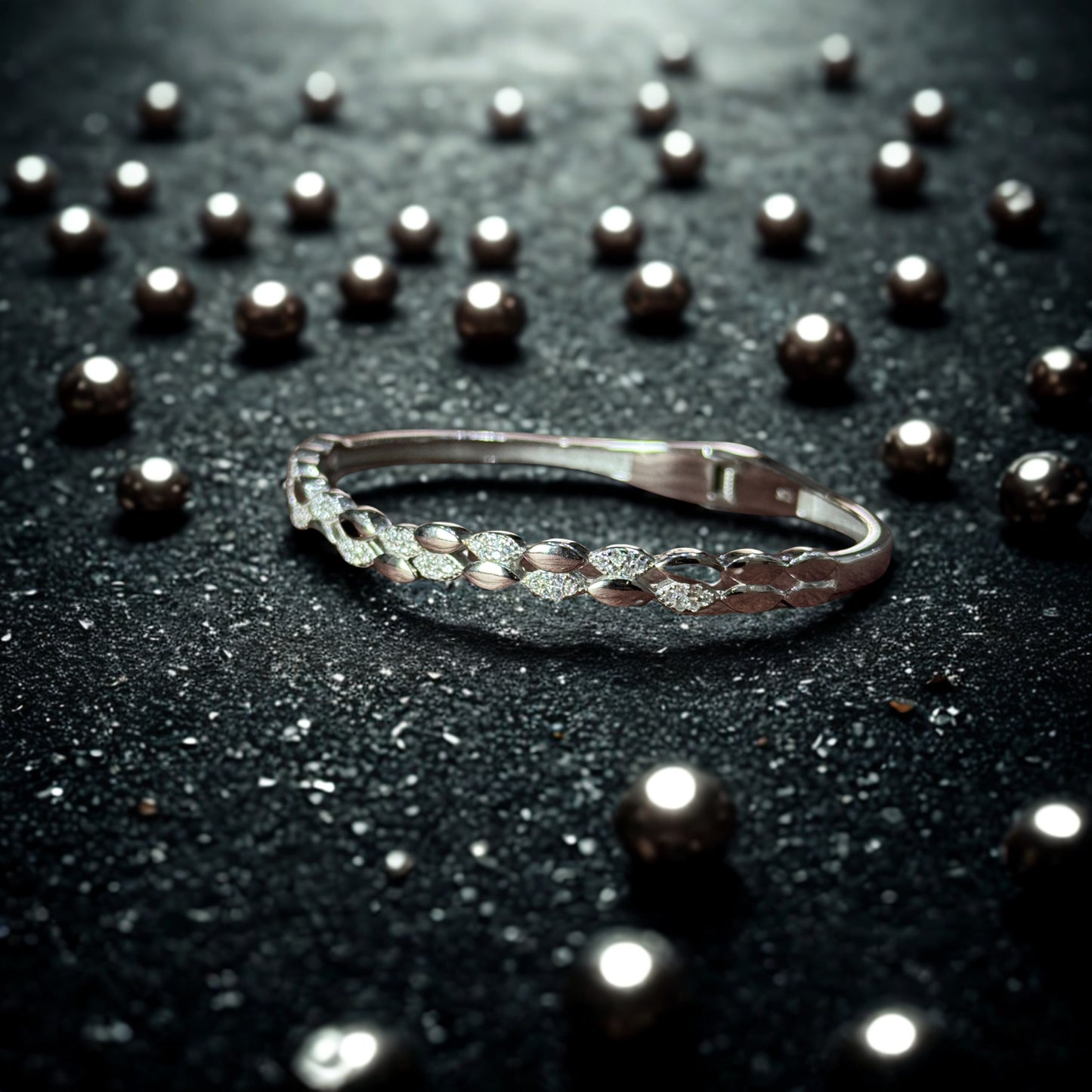 Twisted Sparkle Kada