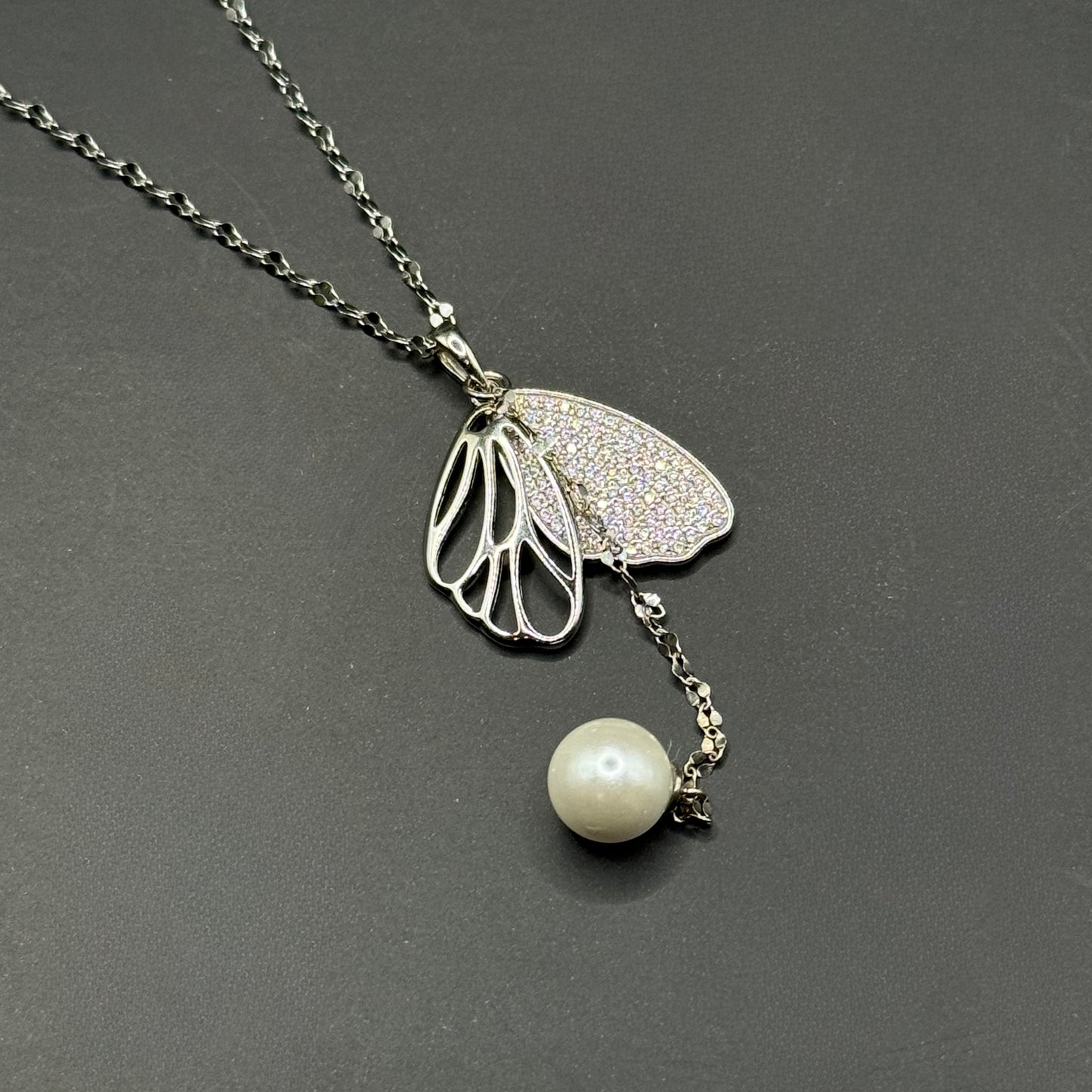 Silver Soar Necklace