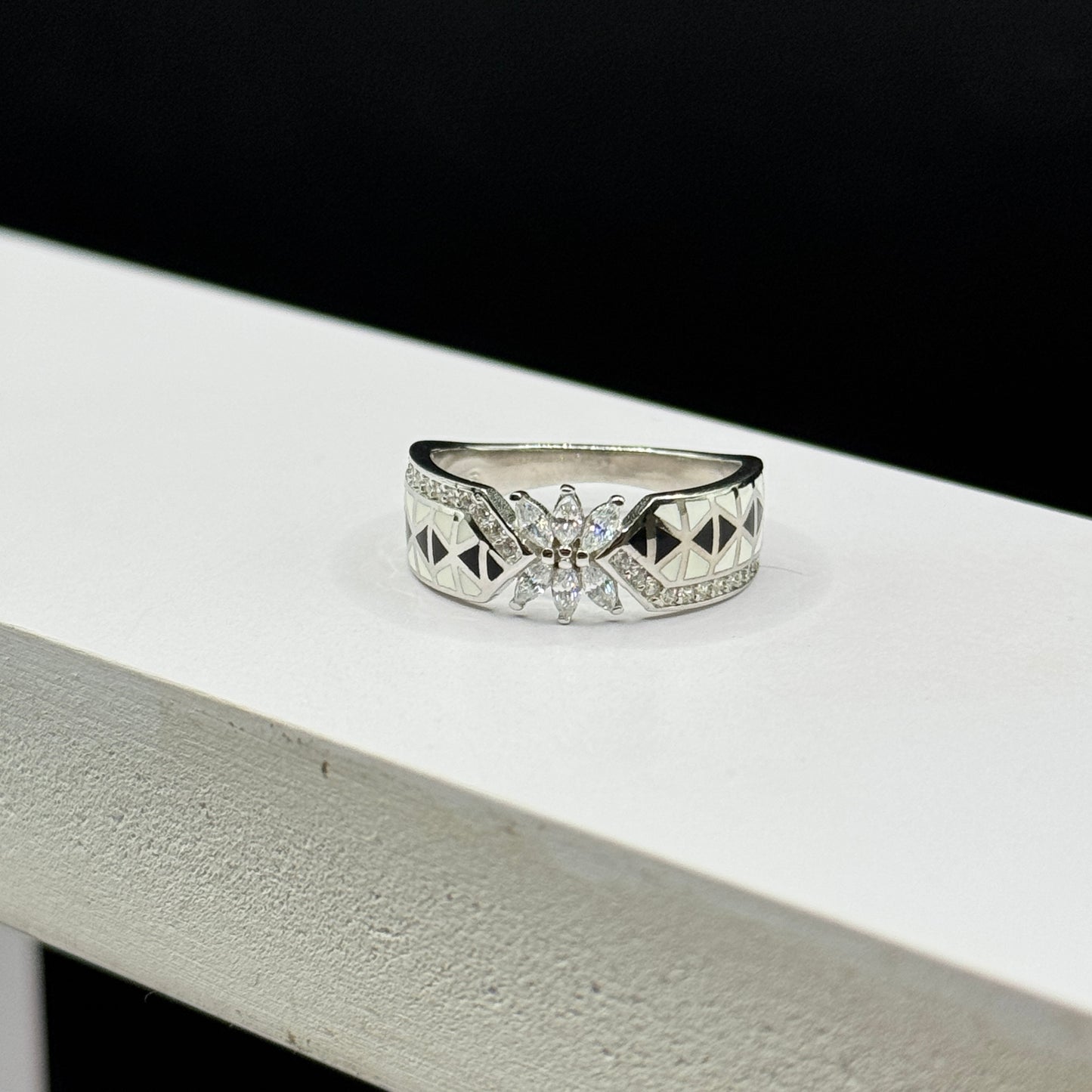 Snowflake Ring