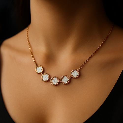 Clover Necklace