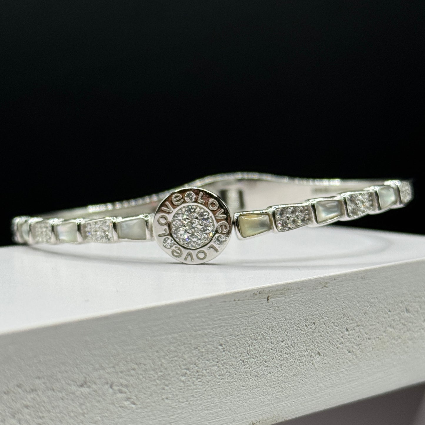 Love Medallion Kada