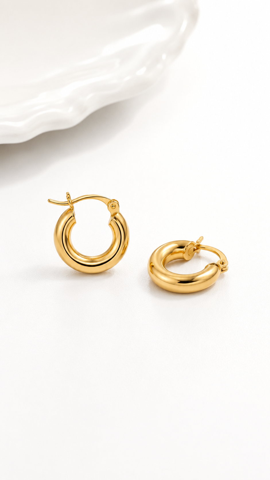 Nara Gold Hoops | 925 Sterling Silver