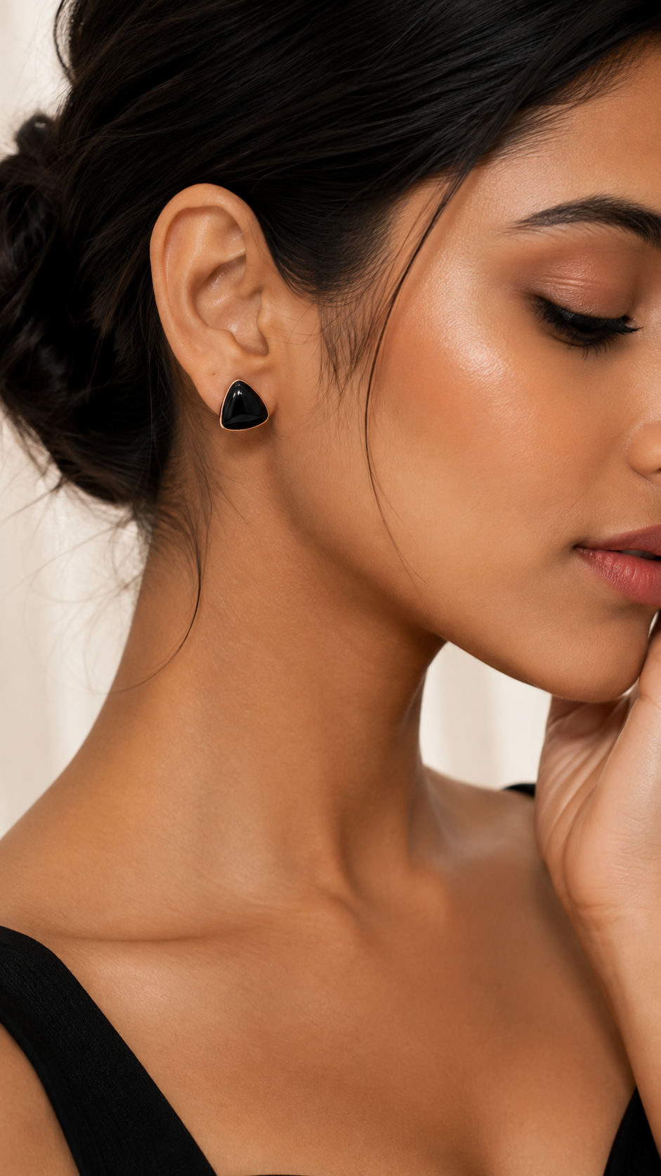 Noir Vale Studs | 925 Sterling Silver