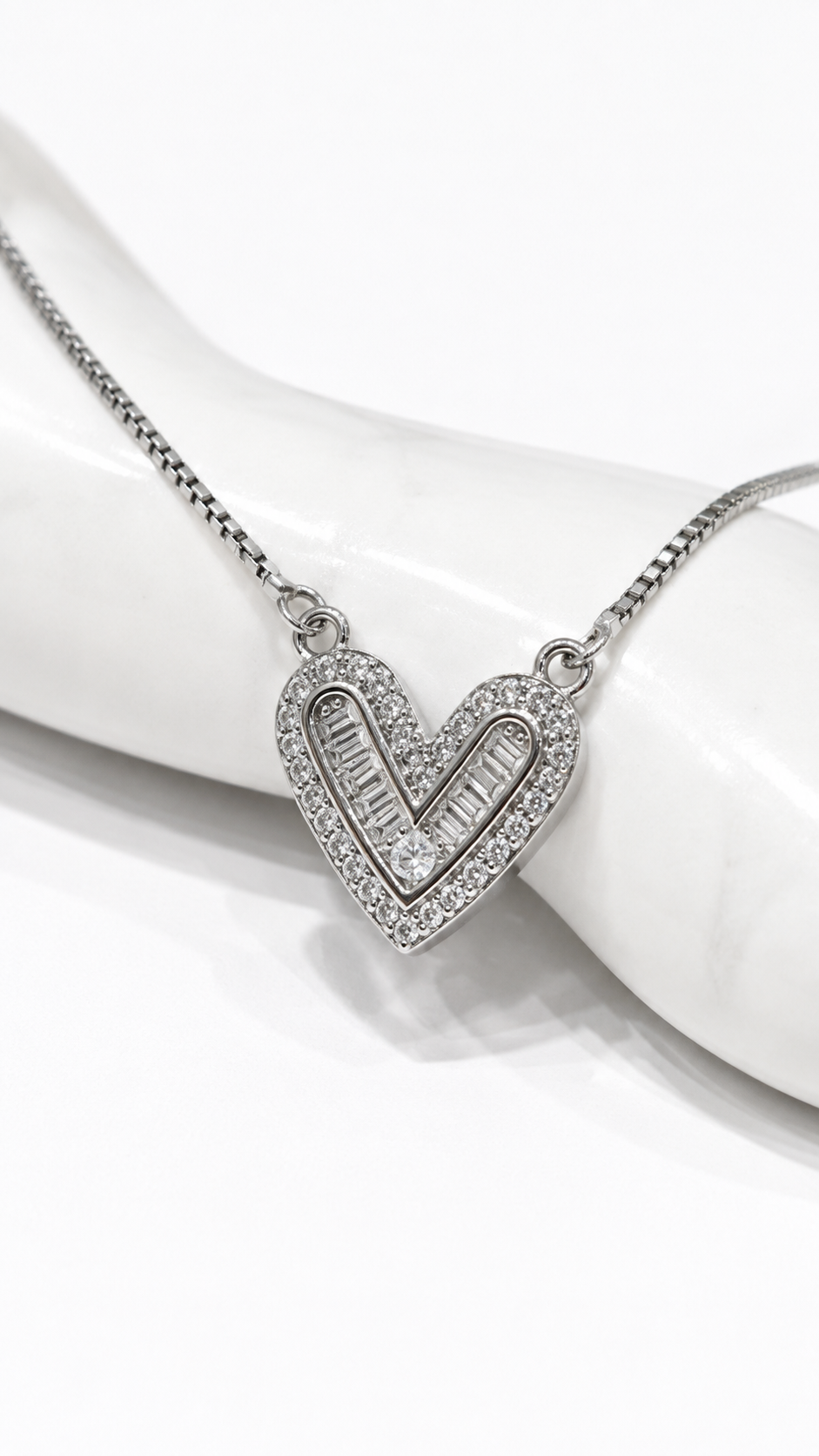Vanta Heart Necklace | 925 Sterling Silver