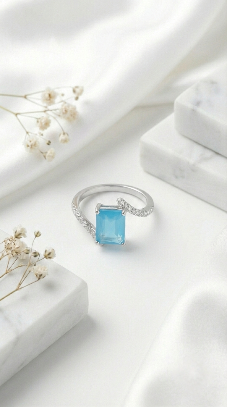 Nyra Azure Curve Ring | 925 Sterling Silver