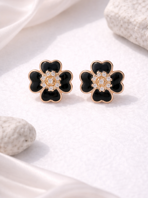 Velours Fleur Stud Earrings | 925 Sterling Silver