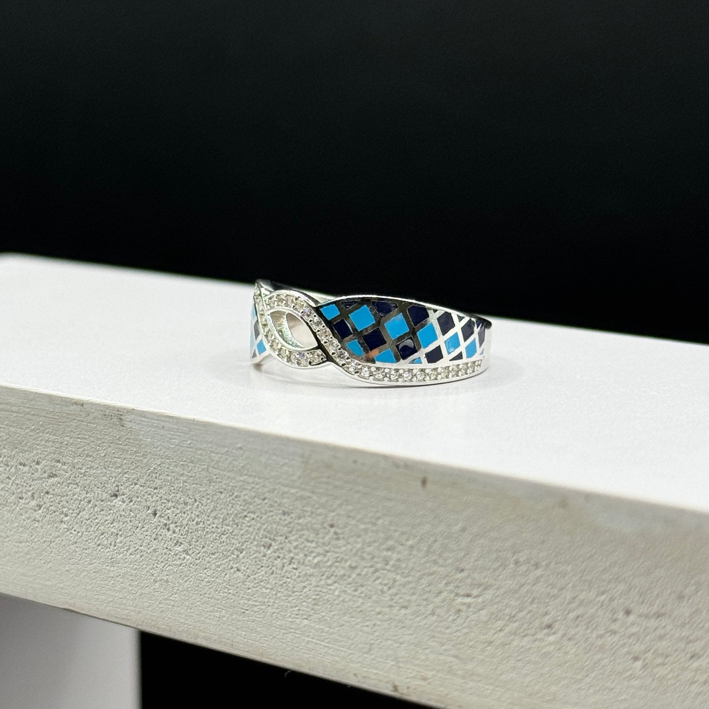 The Meridian Ring