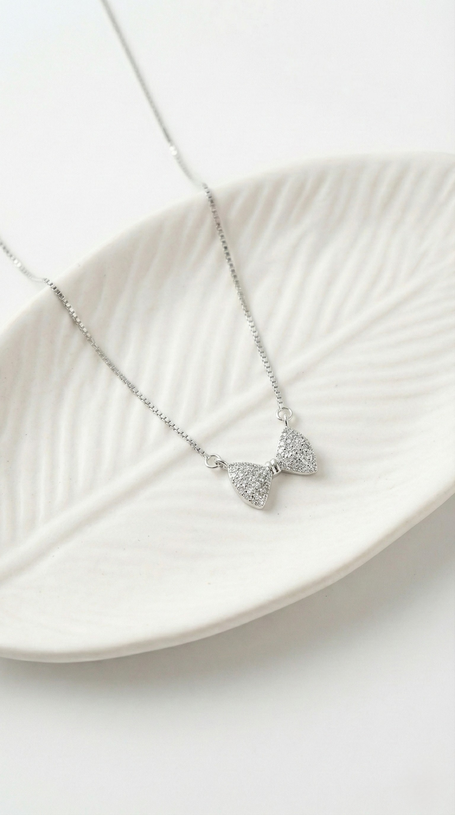 Lumi Bow Necklace | 925 Sterling Silver