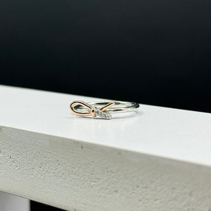 Dainty Bow Ring