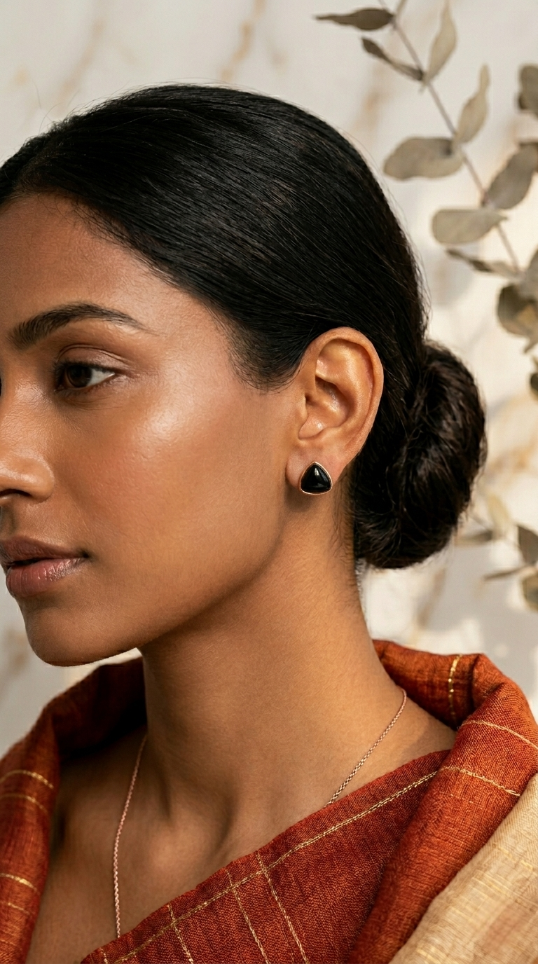 Noiré Triangle Studs | 925 Sterling Silver