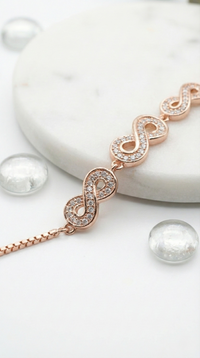Élira Infinity Link Bracelet | 925 Sterling Silver