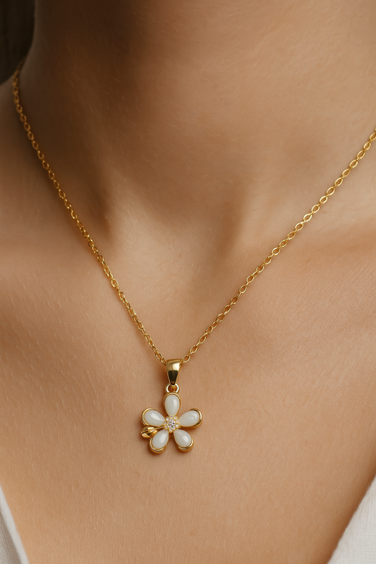 Daisy Blossom Necklace