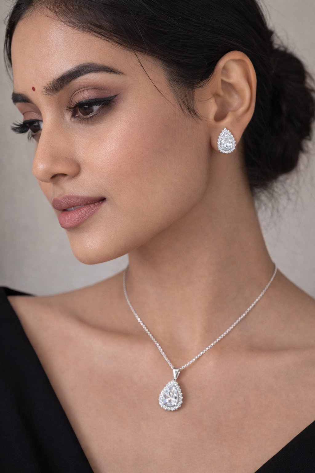Elara Halo Pear Set | 925 Sterling Silver