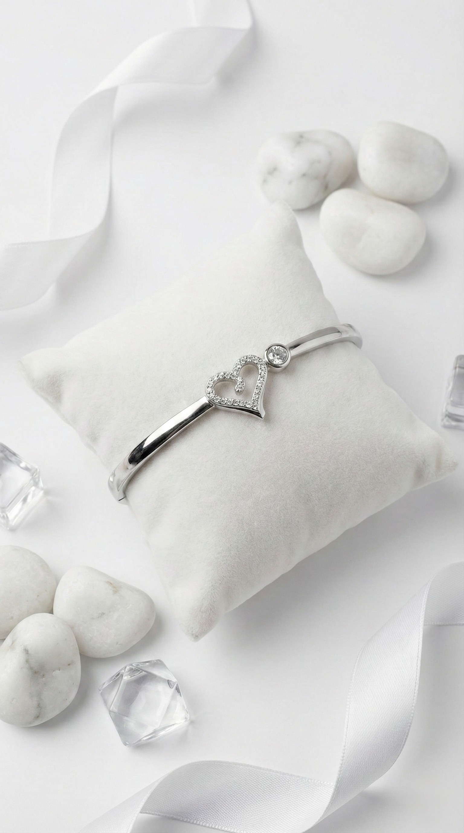 Elise Pavé Heart Cuff | 925 Sterling Silver