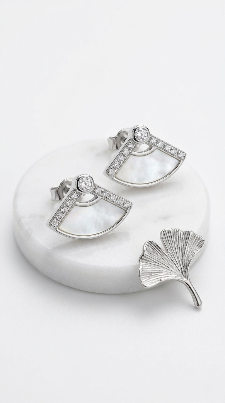 Véra Fan Stud Earrings | 925 Sterling Silver