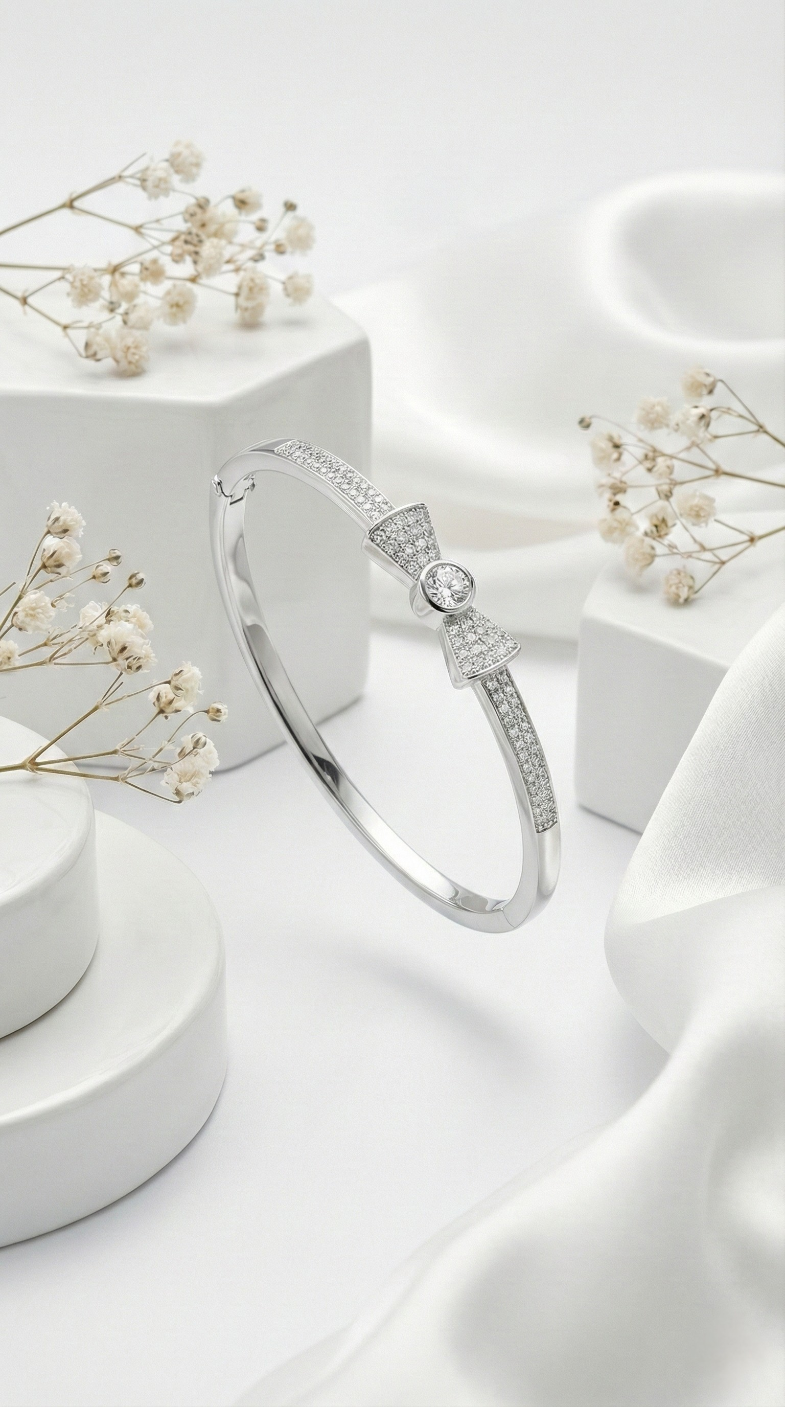 Élise Bow Pavé Kada | 925 Sterling Silver