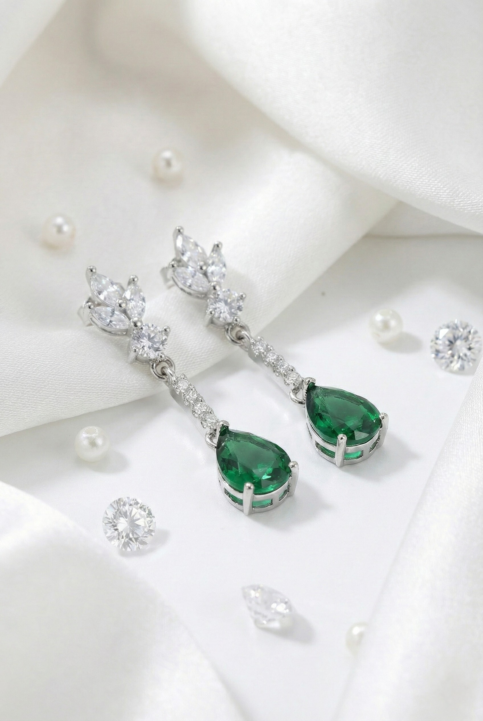 Rosée Émeraude Drop Earrings | 925 Sterling Silver