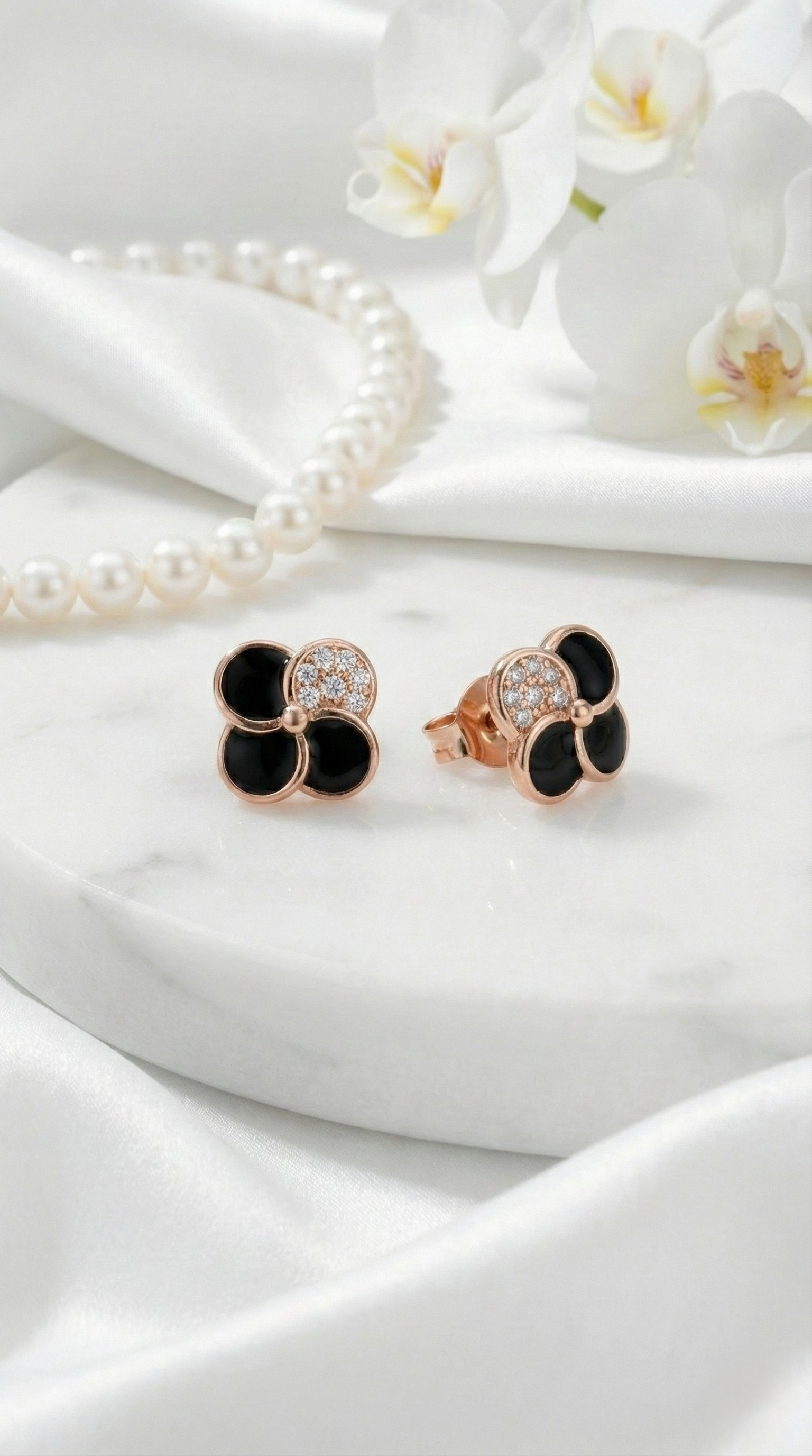 Velours Clover Stud Earrings | 925 Sterling Silver