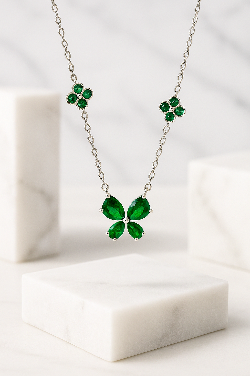 Ivy Wing Solitaire Necklace | 925 Sterling Silver