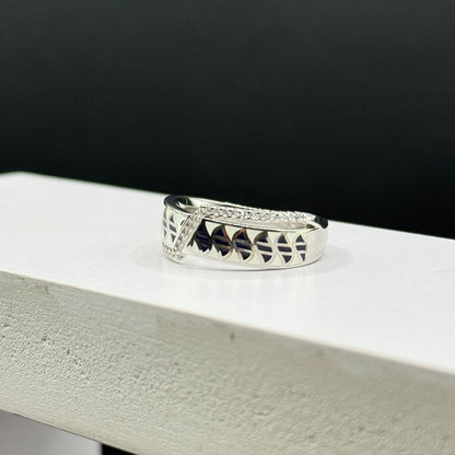 Cosmic Chord Ring