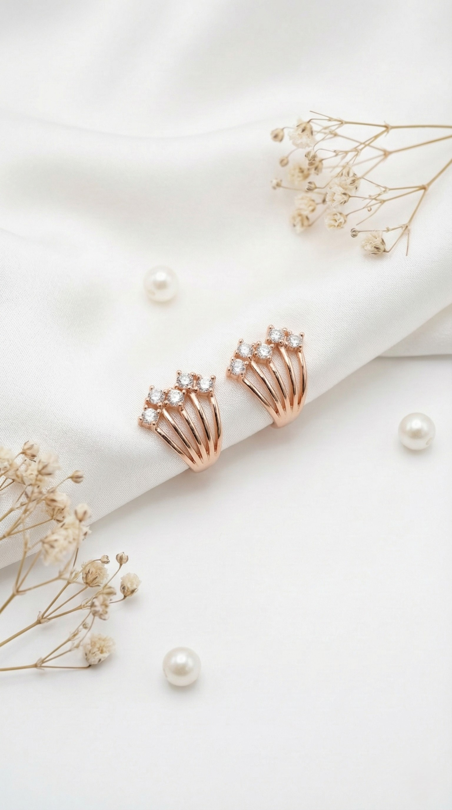 Éclat Arc Stud Earrings | 925 Sterling Silver