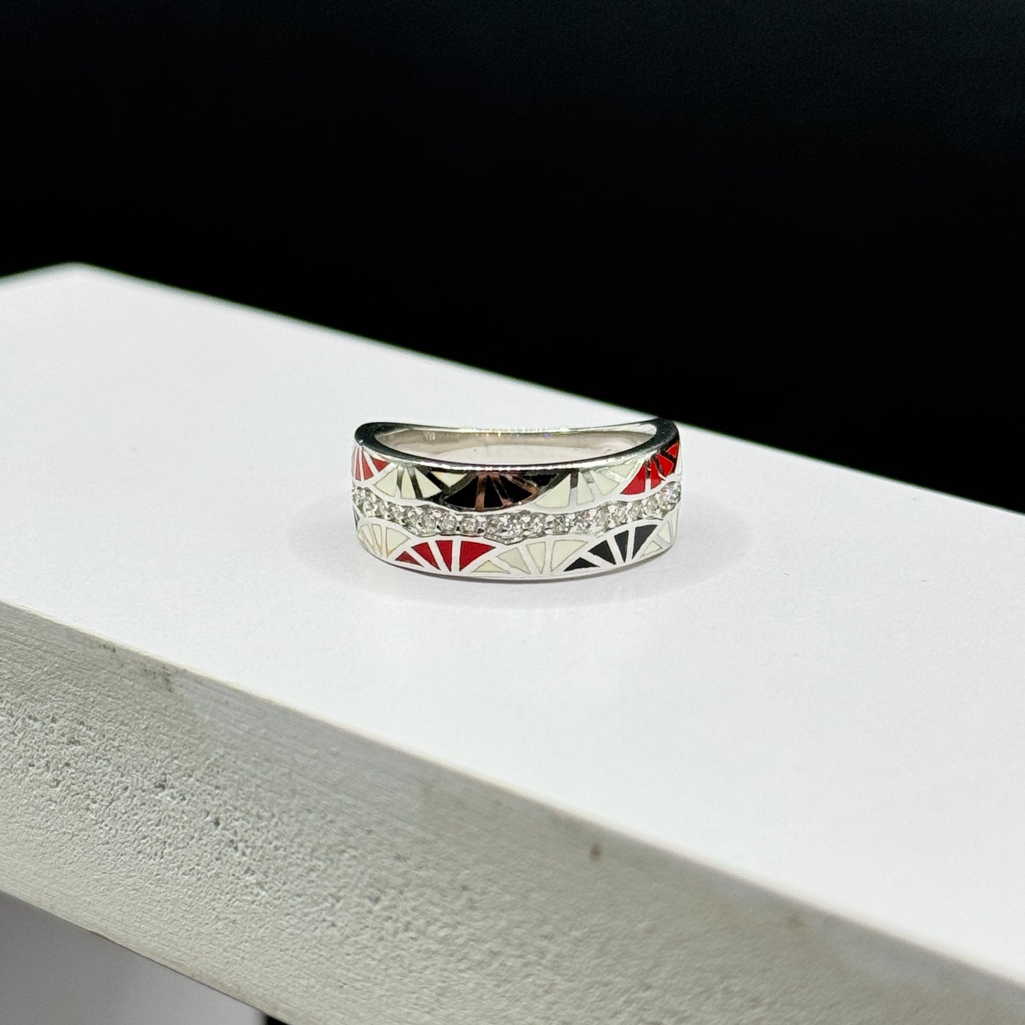 Geometric Fan Ring