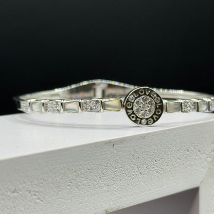 Love Medallion Kada