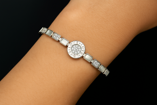Love Medallion Kada