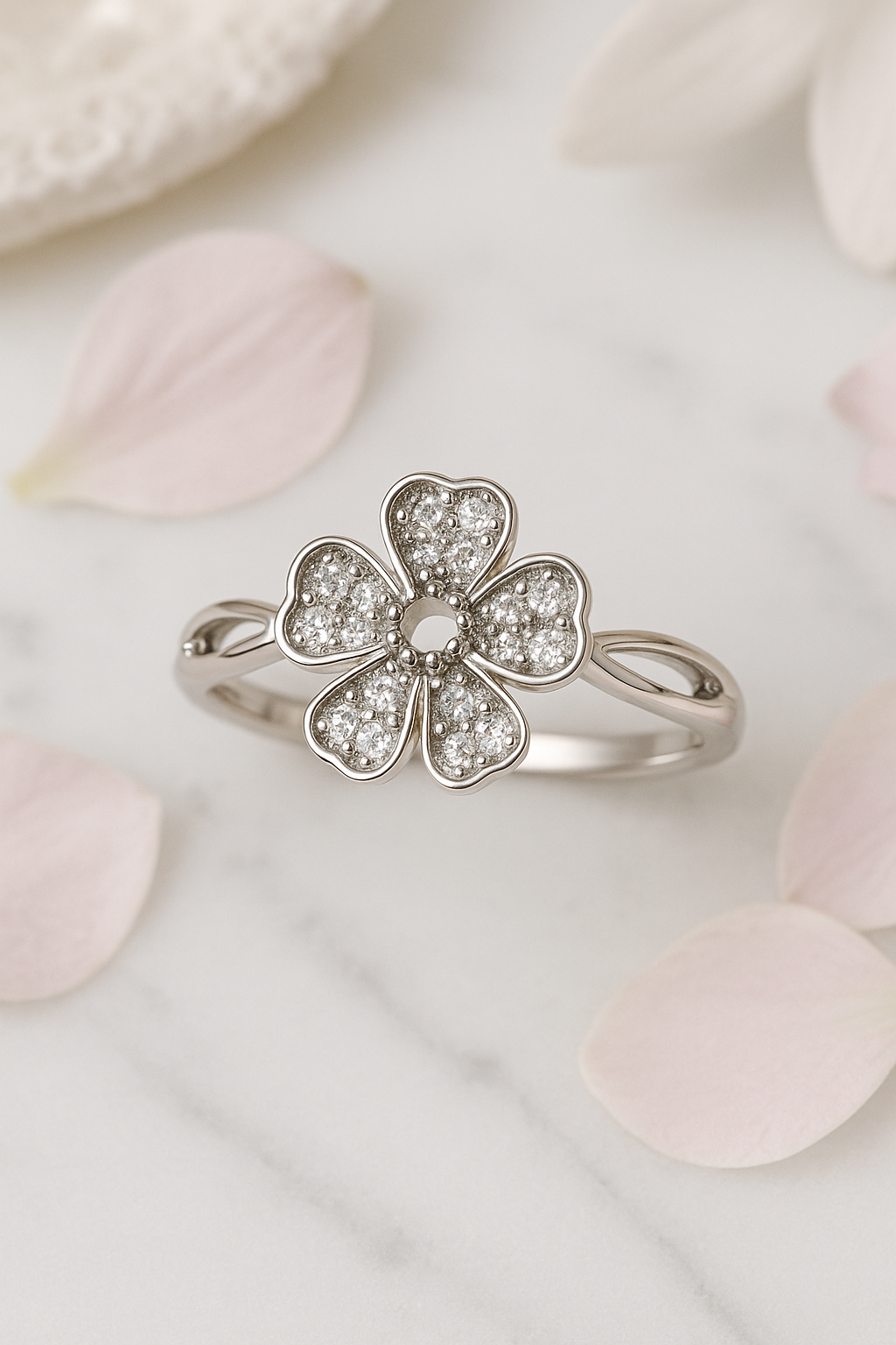 Lumière Blossom Ring | 925 Sterling Silver