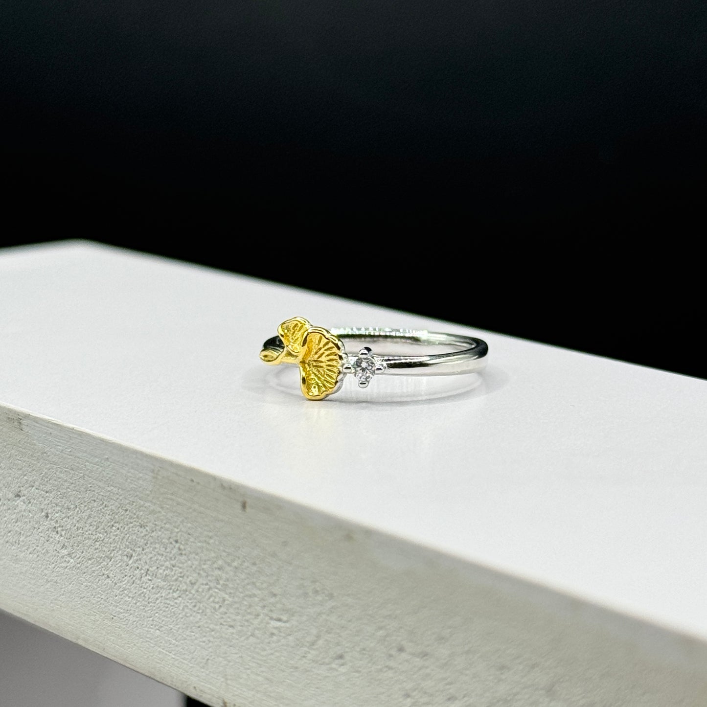 Zen Gingko Ring
