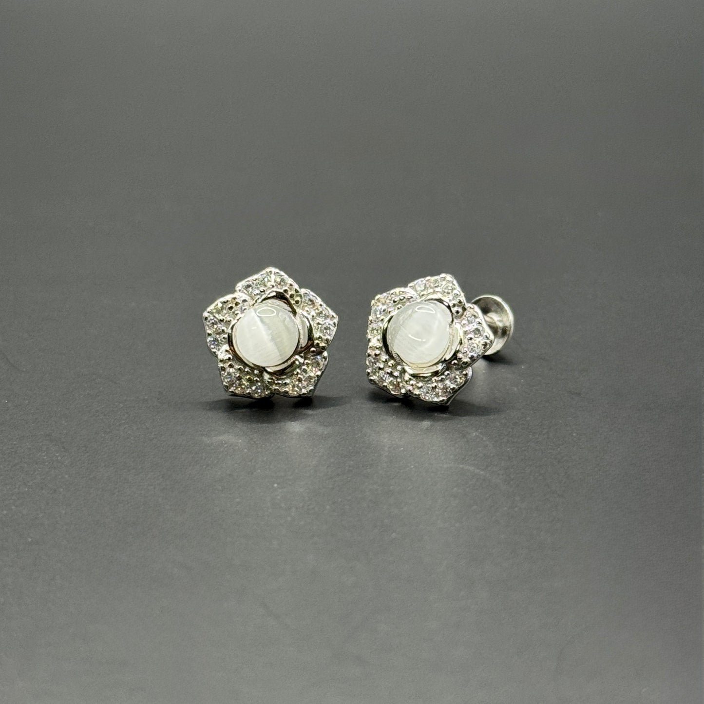 Petal Burst Studs Earrings